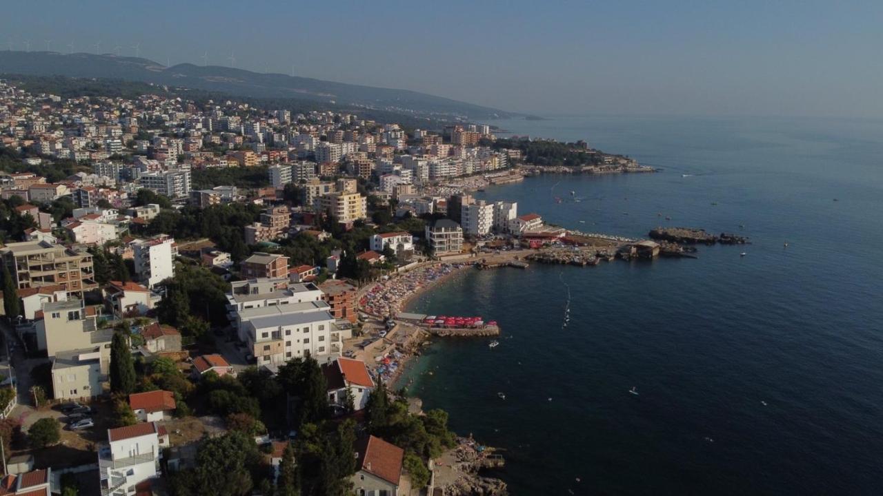 Buskovic Apartamento Dobra Voda Exterior foto